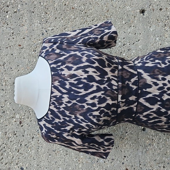 TAHARI silk leopard print dress - Picture 3 of 12